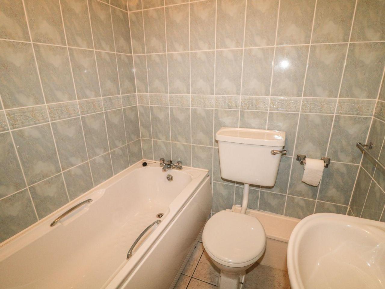 Apartment 42 번드런 외부 사진
